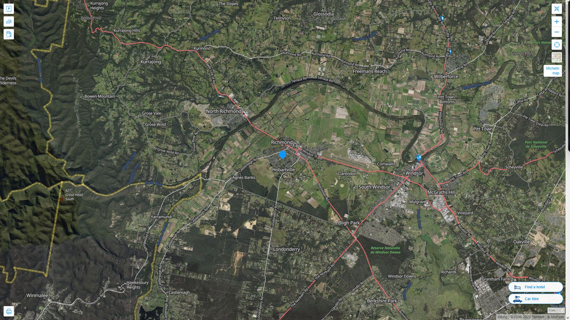 Richmond Highway and Road Map with Satellite View